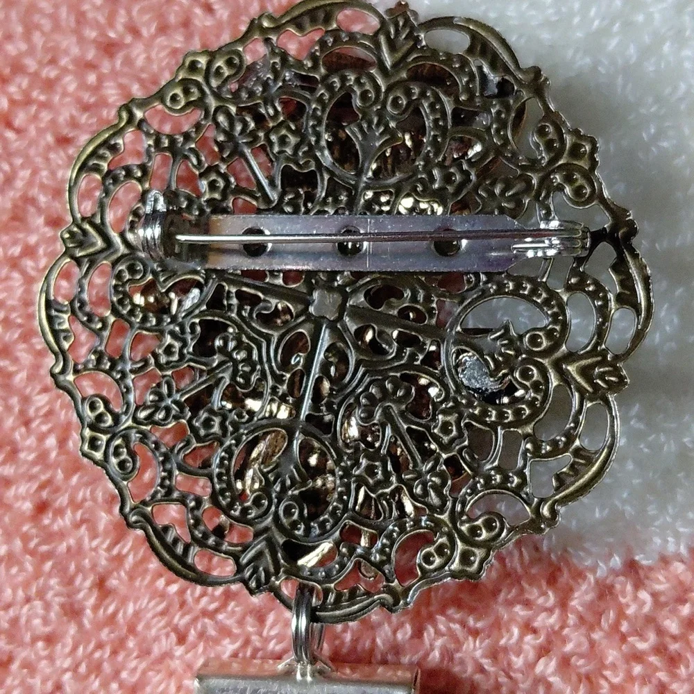 Artisan QUEEN BEE Brooch - Picture 4 of 6